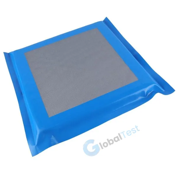 Tapis désinfectant des semelles en PVC haute qualité, conforme aux recommandations OMS, facile à nettoyer, idéal pour laboratoires, bureaux et logements.